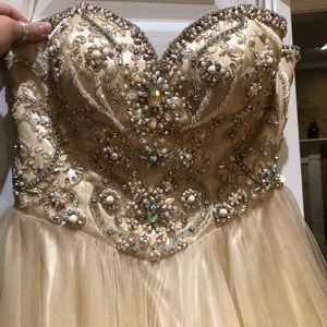 Size 4 Terani Couture Prom Dress!